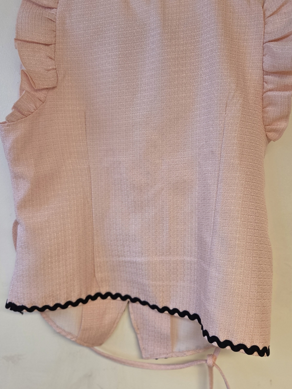 Pink Ruffle Sleeve Tie-Waist Top with Black Trim - Picture 4 of 4